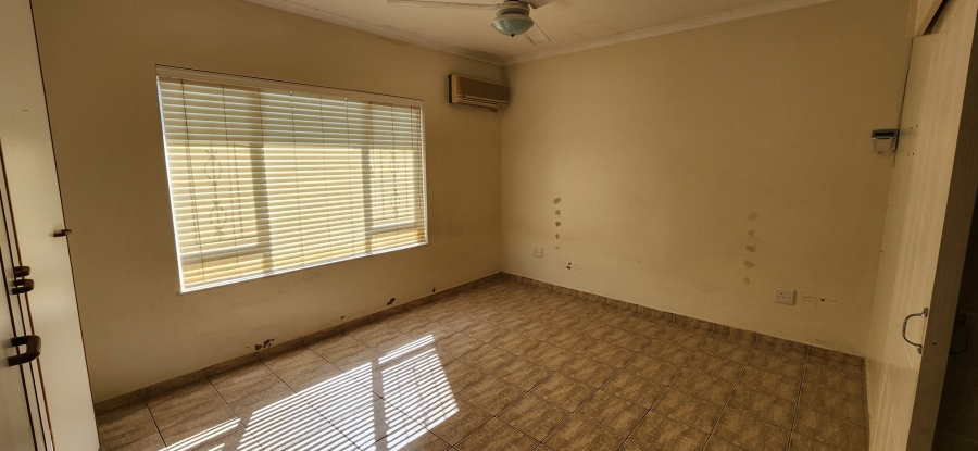 3 Bedroom Property for Sale in Uvongo KwaZulu-Natal