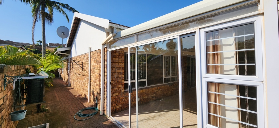 3 Bedroom Property for Sale in Uvongo KwaZulu-Natal