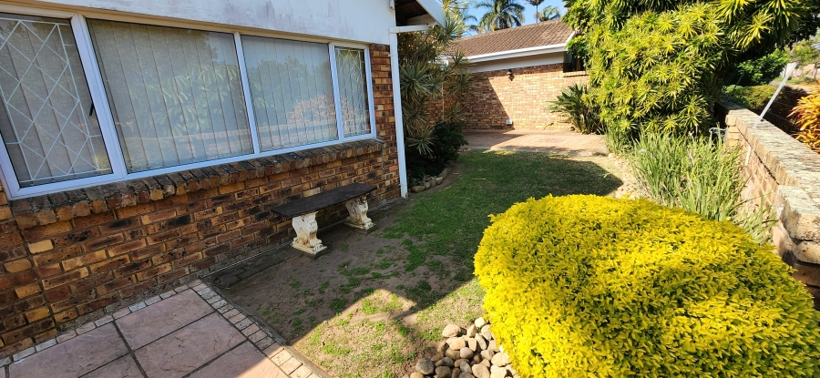 3 Bedroom Property for Sale in Uvongo KwaZulu-Natal