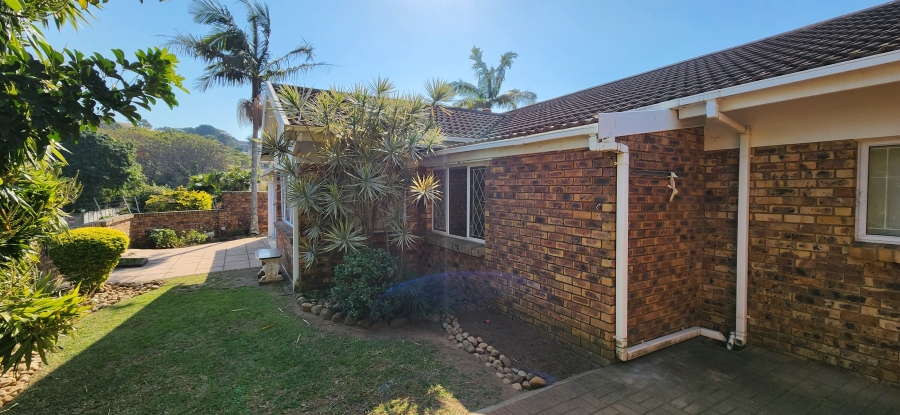 3 Bedroom Property for Sale in Uvongo KwaZulu-Natal