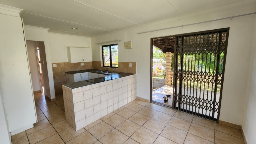 4 Bedroom Property for Sale in Uvongo KwaZulu-Natal