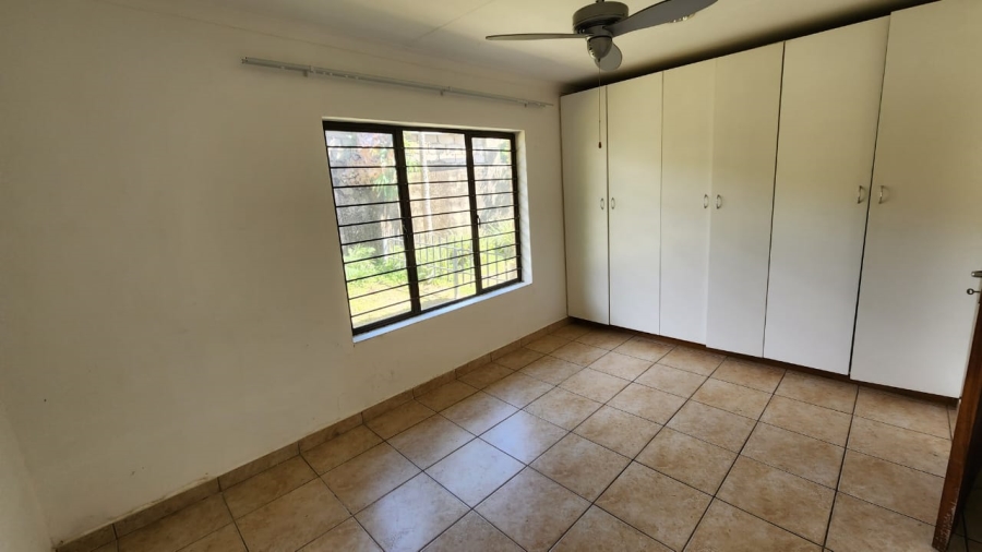 4 Bedroom Property for Sale in Uvongo KwaZulu-Natal