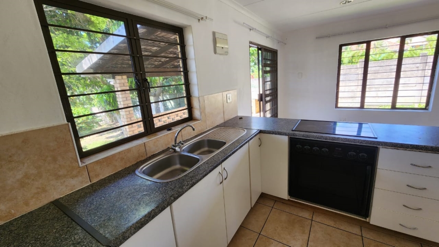 4 Bedroom Property for Sale in Uvongo KwaZulu-Natal
