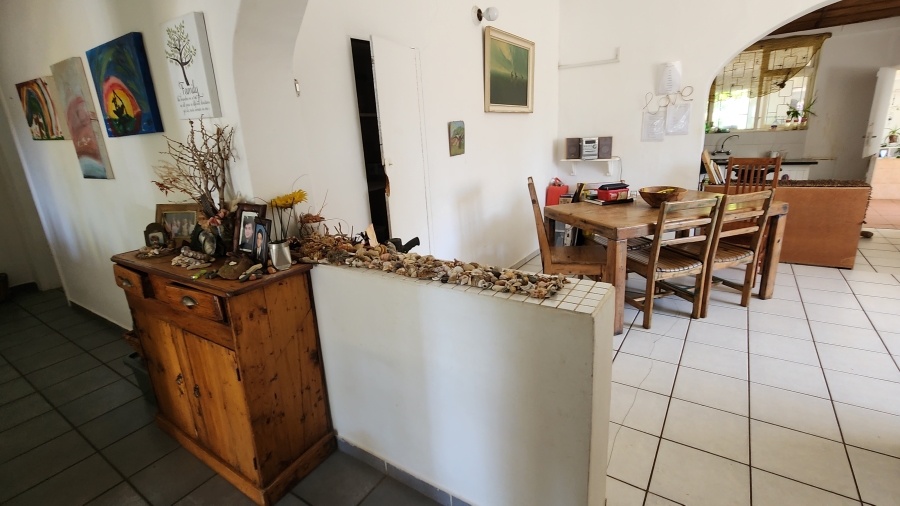 6 Bedroom Property for Sale in Uvongo KwaZulu-Natal
