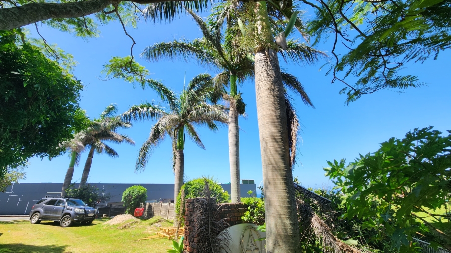 6 Bedroom Property for Sale in Uvongo KwaZulu-Natal