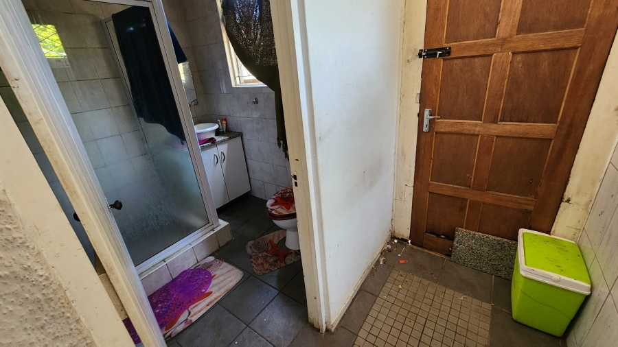 4 Bedroom Property for Sale in Uvongo KwaZulu-Natal