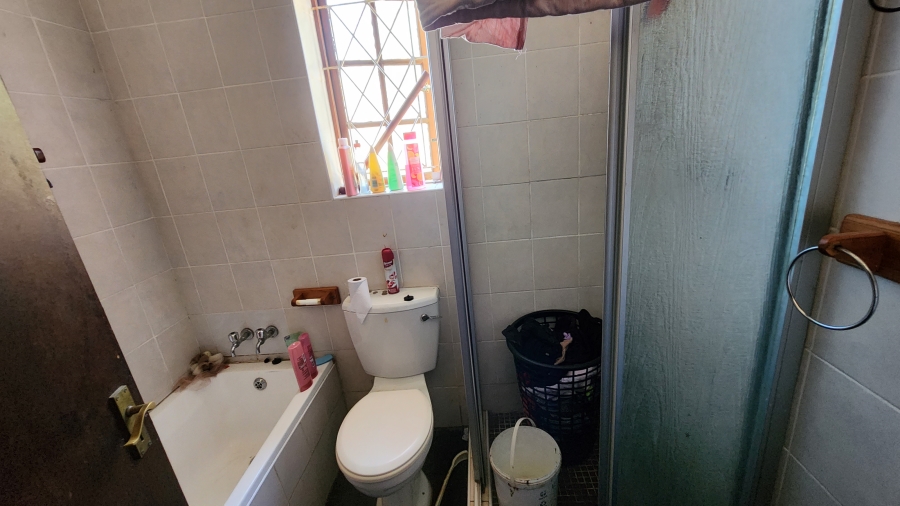 4 Bedroom Property for Sale in Uvongo KwaZulu-Natal