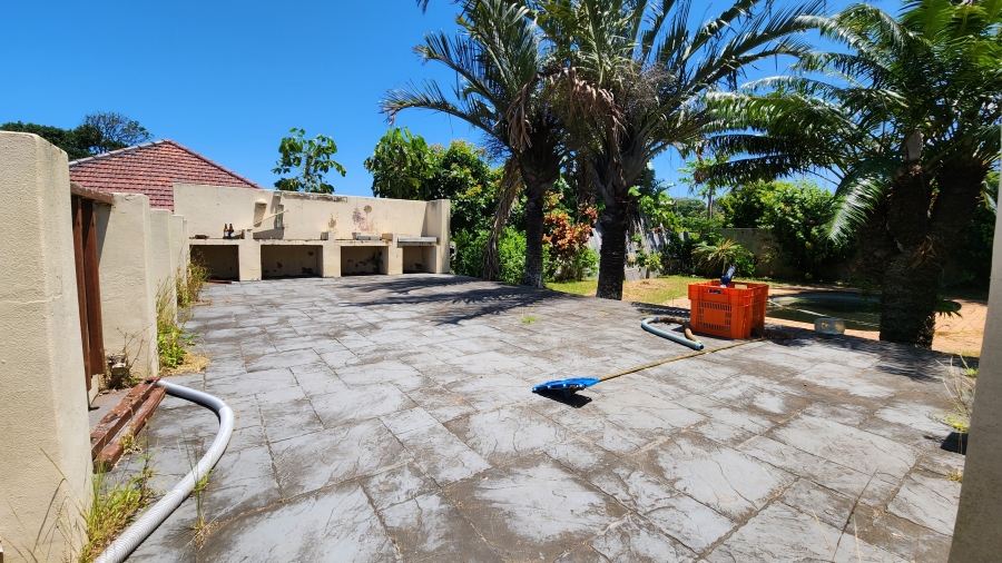 4 Bedroom Property for Sale in Uvongo KwaZulu-Natal