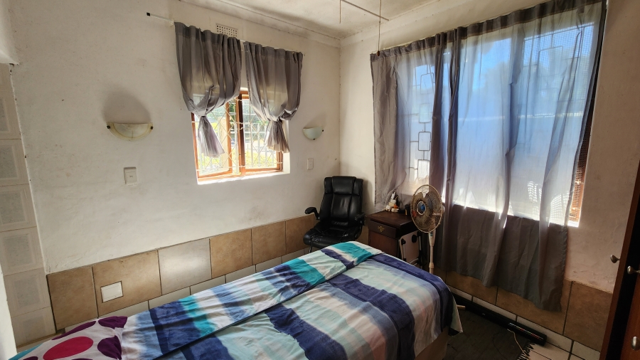 10 Bedroom Property for Sale in Uvongo KwaZulu-Natal