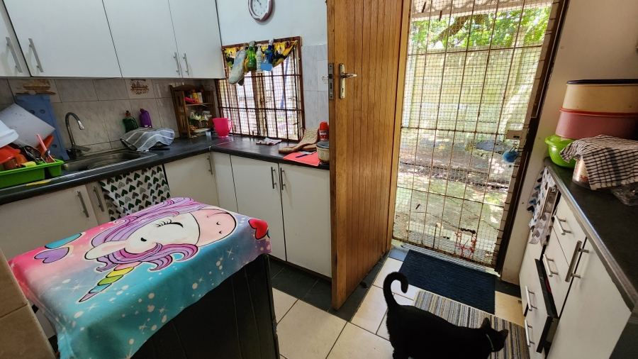 10 Bedroom Property for Sale in Uvongo KwaZulu-Natal