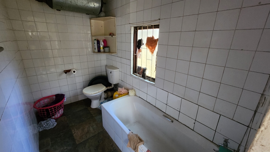 10 Bedroom Property for Sale in Uvongo KwaZulu-Natal