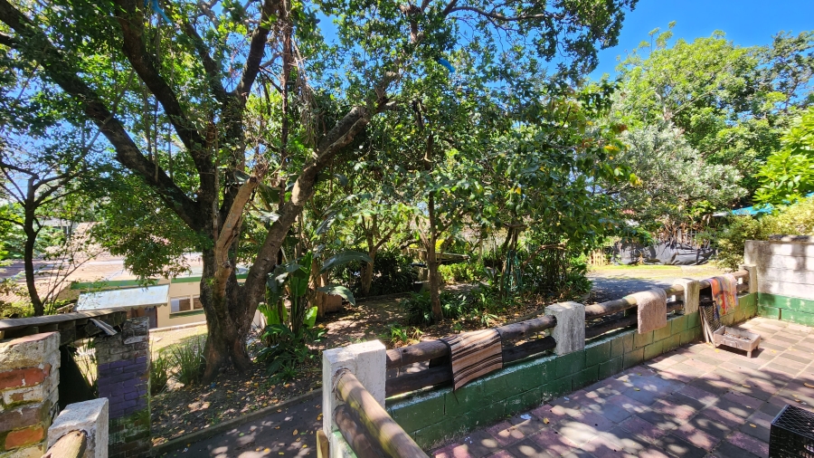 10 Bedroom Property for Sale in Uvongo KwaZulu-Natal