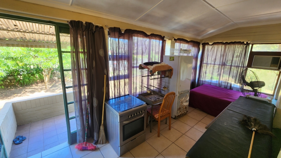 4 Bedroom Property for Sale in Uvongo KwaZulu-Natal