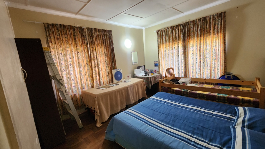 4 Bedroom Property for Sale in Uvongo KwaZulu-Natal