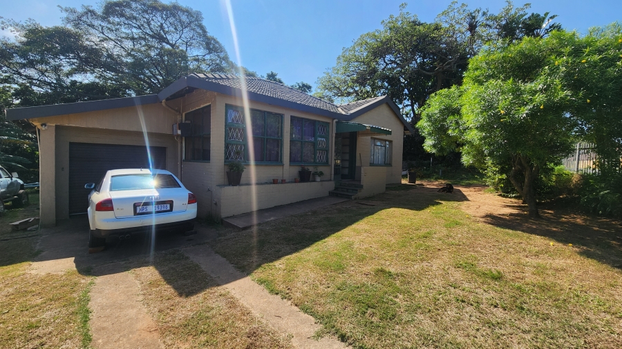 4 Bedroom Property for Sale in Uvongo KwaZulu-Natal