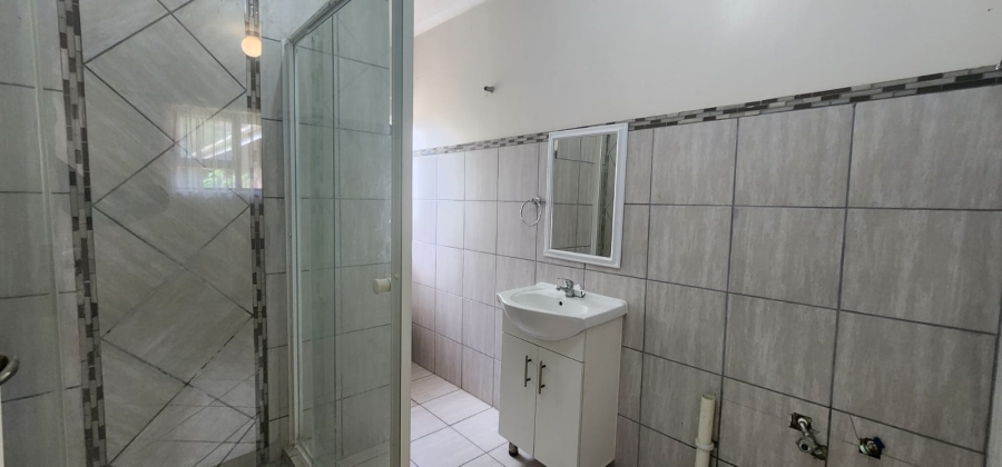 To Let 4 Bedroom Property for Rent in Kildare KwaZulu-Natal
