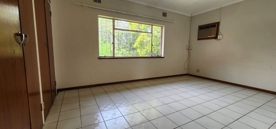 To Let 4 Bedroom Property for Rent in Kildare KwaZulu-Natal