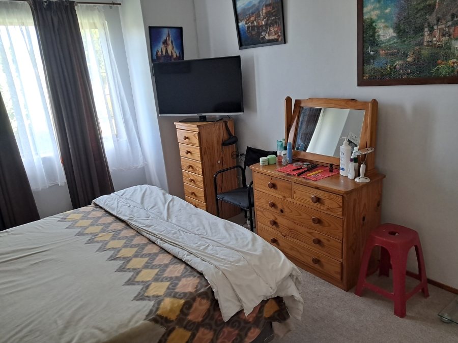 3 Bedroom Property for Sale in Greendale KwaZulu-Natal