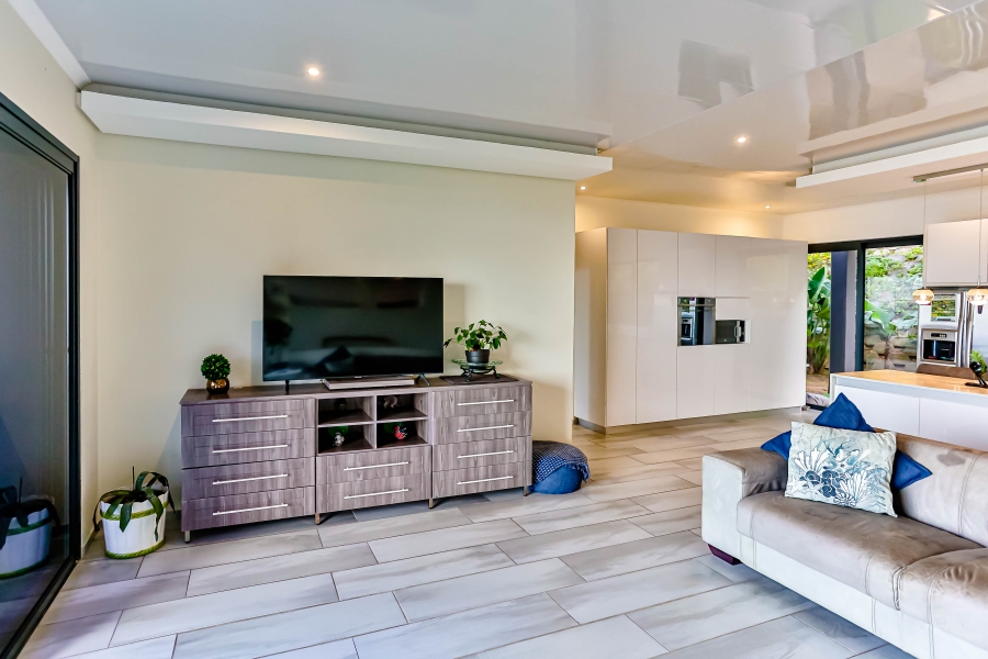5 Bedroom Property for Sale in Ballito Central KwaZulu-Natal