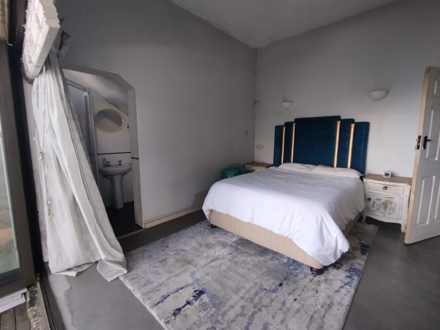 6 Bedroom Property for Sale in Bluff KwaZulu-Natal