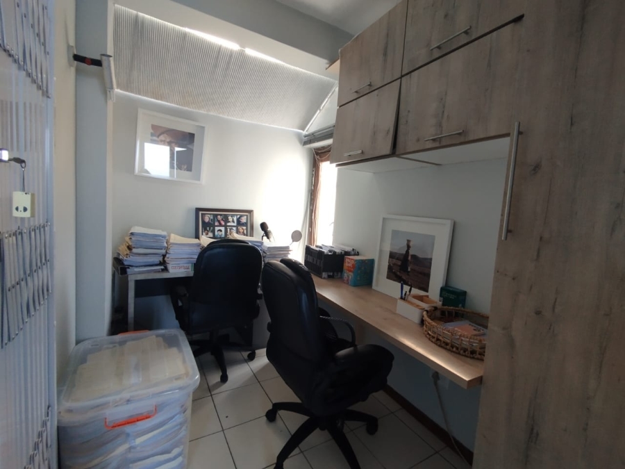 6 Bedroom Property for Sale in Bluff KwaZulu-Natal