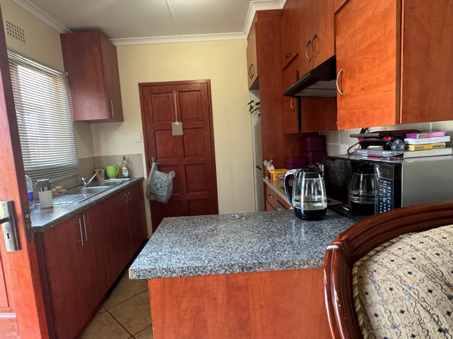 To Let 2 Bedroom Property for Rent in Merrivale KwaZulu-Natal
