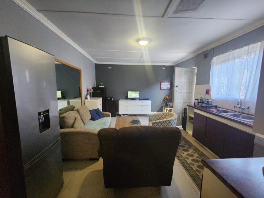 To Let 1 Bedroom Property for Rent in Sea View KwaZulu-Natal