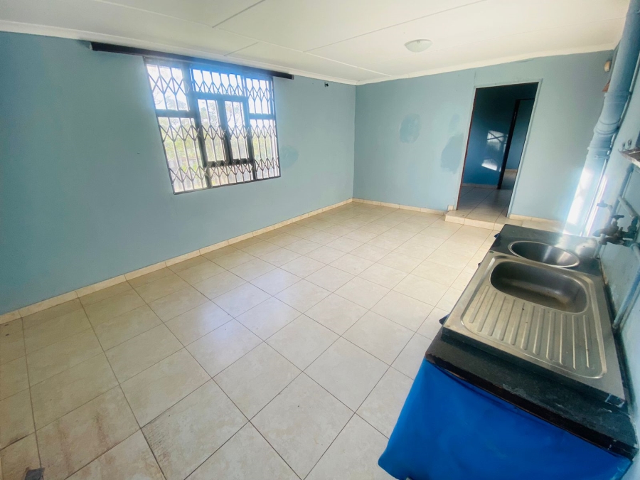 5 Bedroom Property for Sale in Panorama KwaZulu-Natal