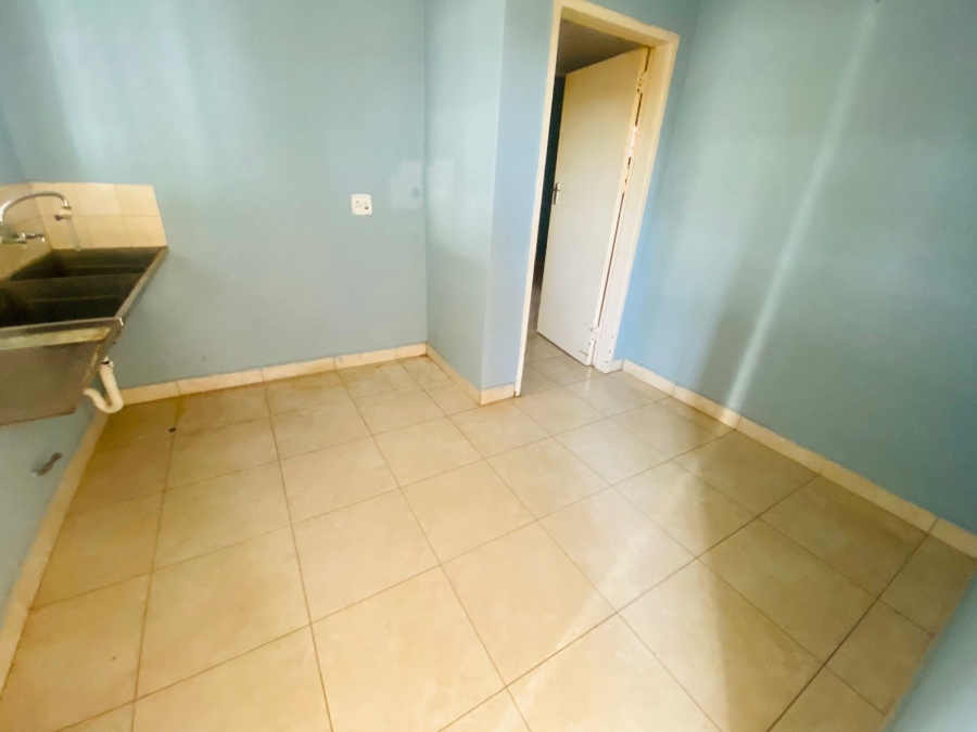 5 Bedroom Property for Sale in Panorama KwaZulu-Natal