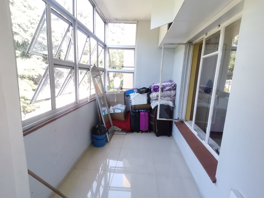 To Let 2 Bedroom Property for Rent in Umbilo KwaZulu-Natal