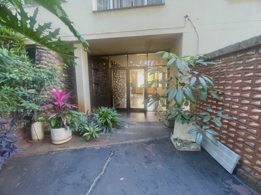 To Let 2 Bedroom Property for Rent in Umbilo KwaZulu-Natal