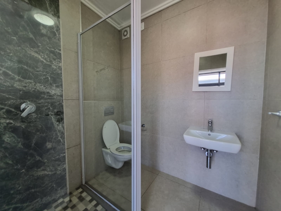 2 Bedroom Property for Sale in Umhlanga Ridge KwaZulu-Natal