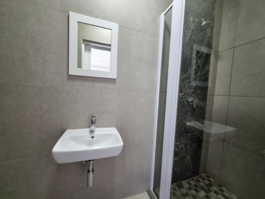 2 Bedroom Property for Sale in Umhlanga Ridge KwaZulu-Natal