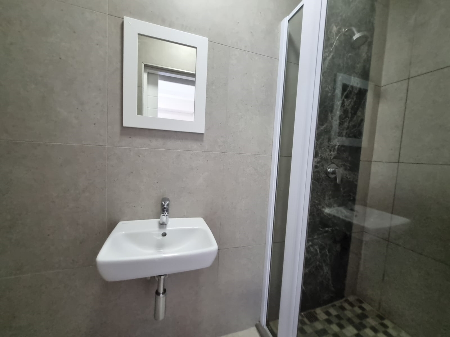 2 Bedroom Property for Sale in Umhlanga Ridge KwaZulu-Natal