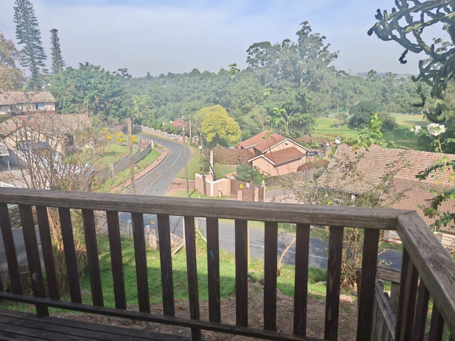 To Let 4 Bedroom Property for Rent in Moseley Park KwaZulu-Natal