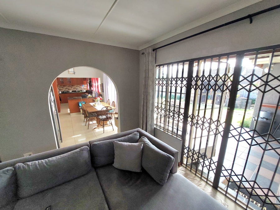 3 Bedroom Property for Sale in Hayfields KwaZulu-Natal