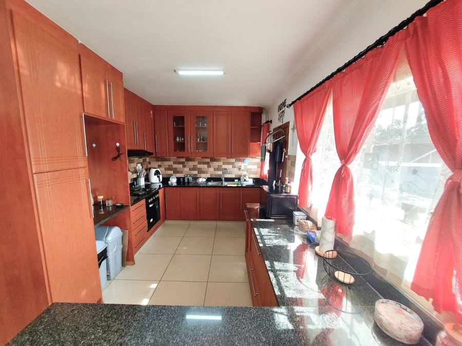 3 Bedroom Property for Sale in Hayfields KwaZulu-Natal