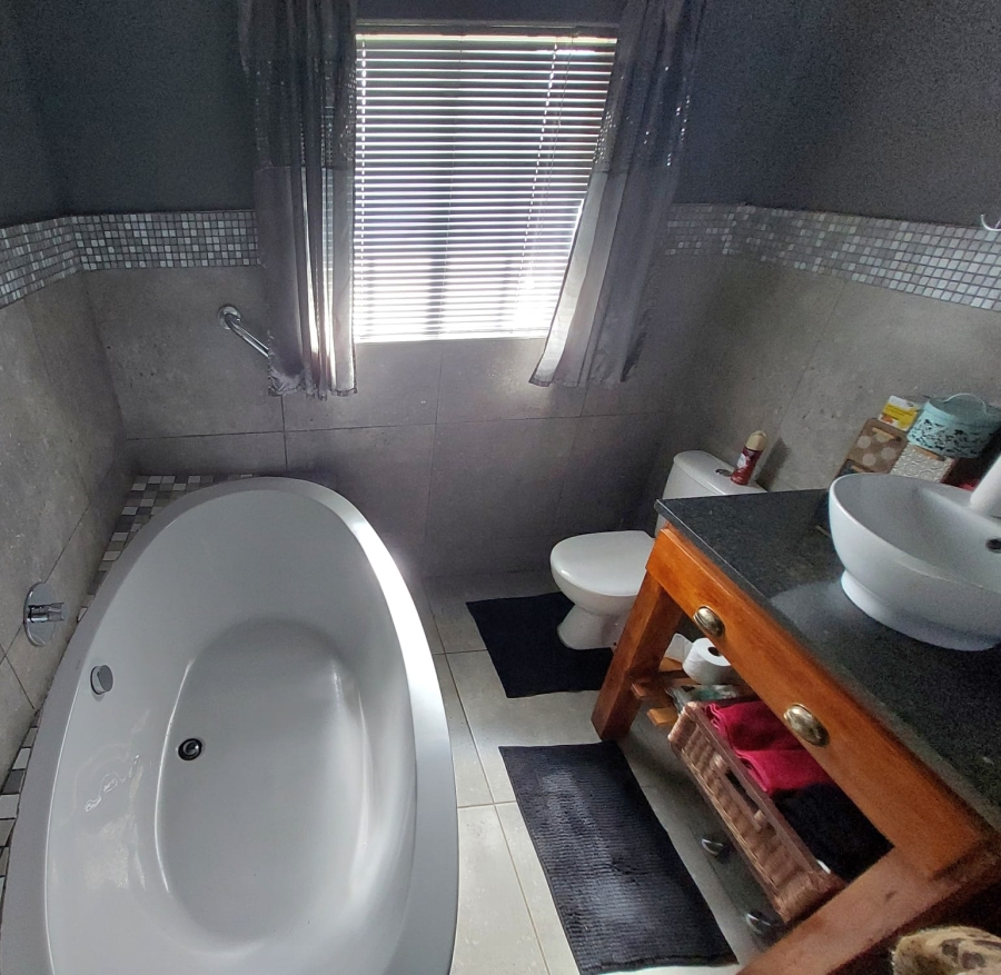 3 Bedroom Property for Sale in Hayfields KwaZulu-Natal