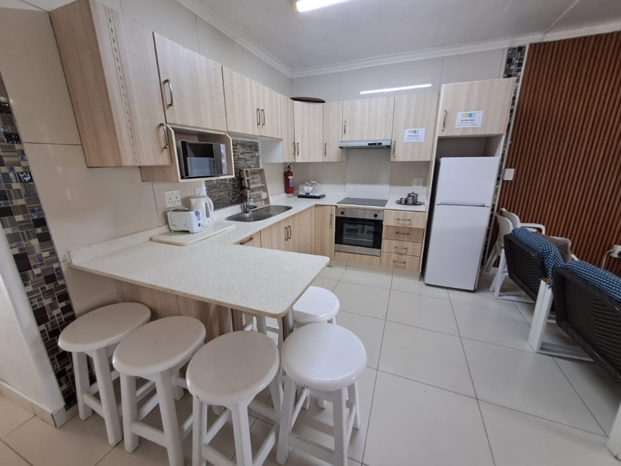 To Let 2 Bedroom Property for Rent in Manaba Beach KwaZulu-Natal