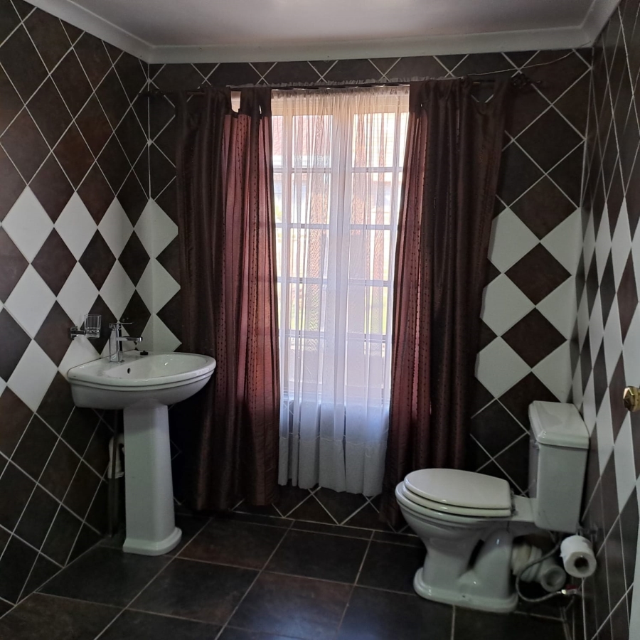 4 Bedroom Property for Sale in Howick West KwaZulu-Natal