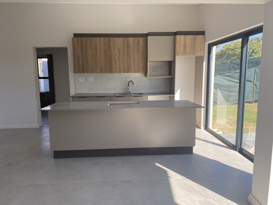2 Bedroom Property for Sale in Palm Lakes Estate KwaZulu-Natal
