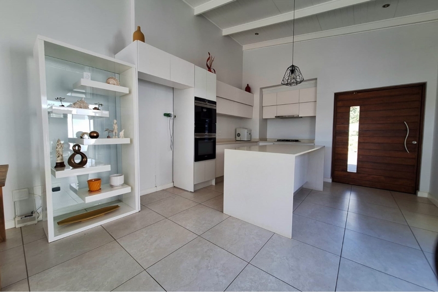 3 Bedroom Property for Sale in Salt Rock KwaZulu-Natal
