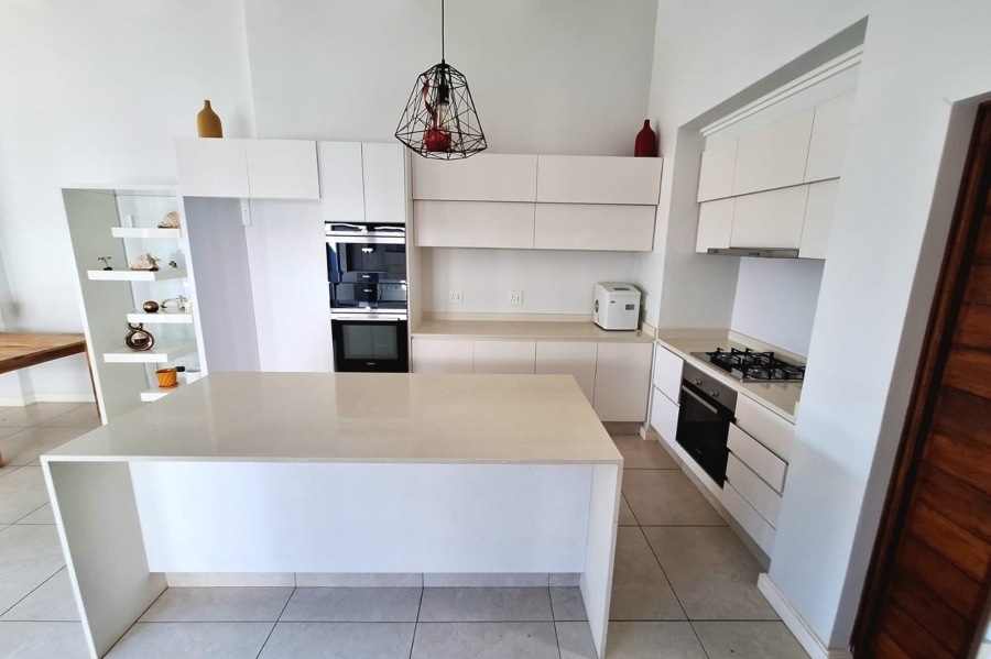 3 Bedroom Property for Sale in Salt Rock KwaZulu-Natal