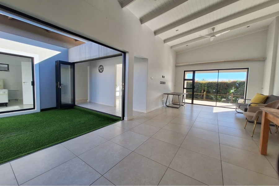 3 Bedroom Property for Sale in Salt Rock KwaZulu-Natal