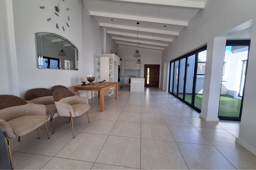 3 Bedroom Property for Sale in Salt Rock KwaZulu-Natal