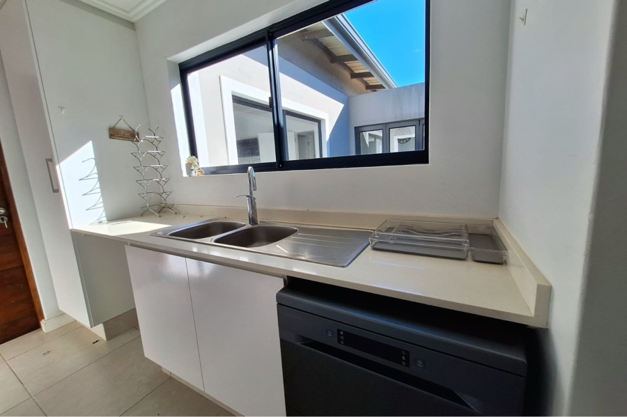 3 Bedroom Property for Sale in Salt Rock KwaZulu-Natal