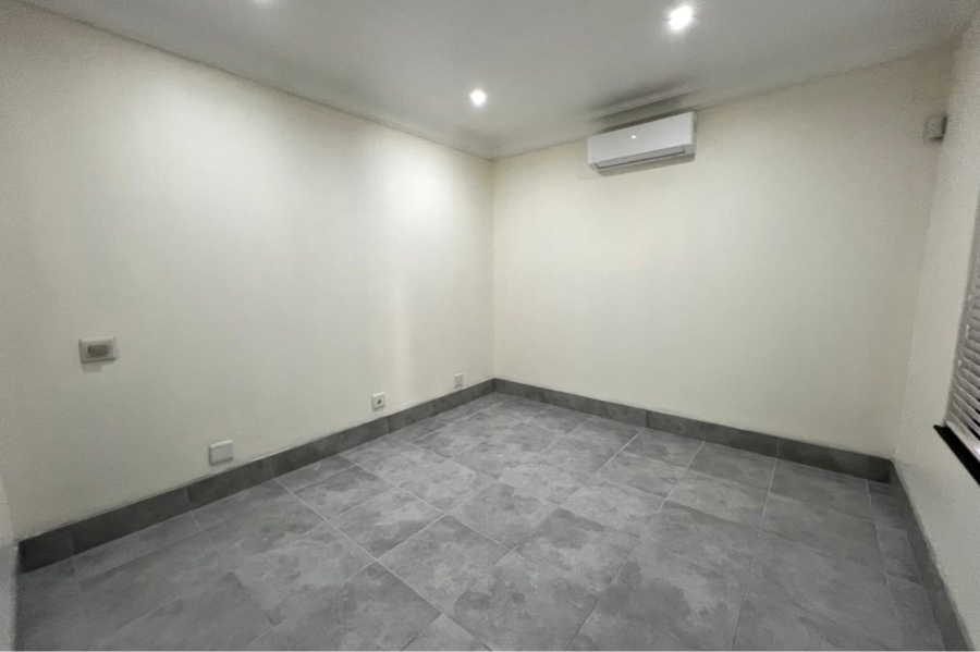 4 Bedroom Property for Sale in Shakas Rock KwaZulu-Natal