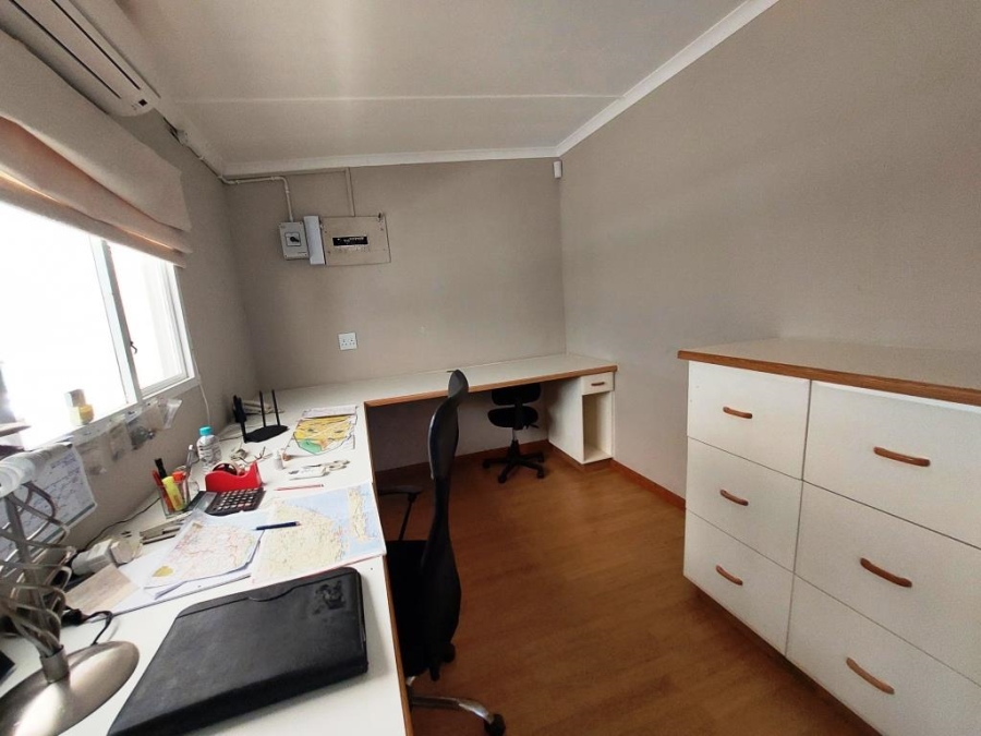4 Bedroom Property for Sale in Palm Beach KwaZulu-Natal