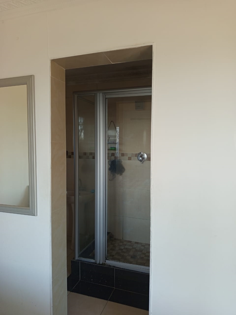4 Bedroom Property for Sale in Dawncrest KwaZulu-Natal