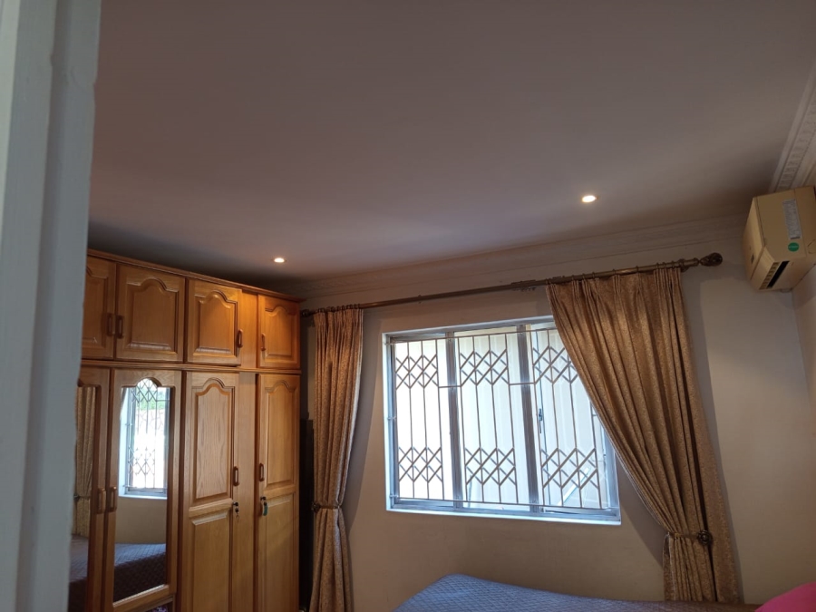 4 Bedroom Property for Sale in Dawncrest KwaZulu-Natal
